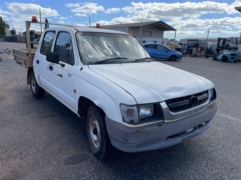 2004 Toyota Hilux 3.0 RWD Manual - 5 Speed Dual Cab Ute