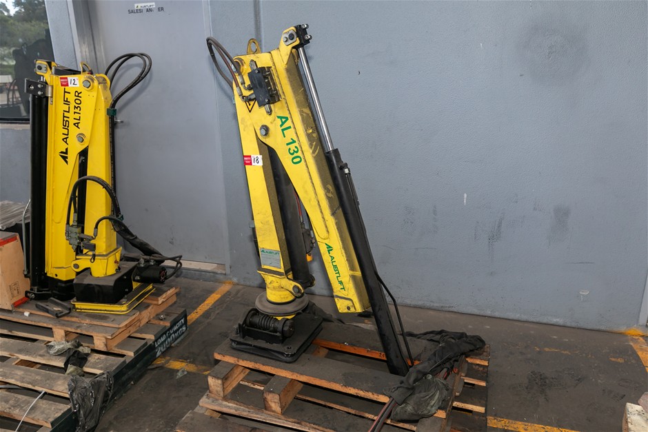 2014 Auslift AL130 Hydraulic Tray Mount Truck Crane
