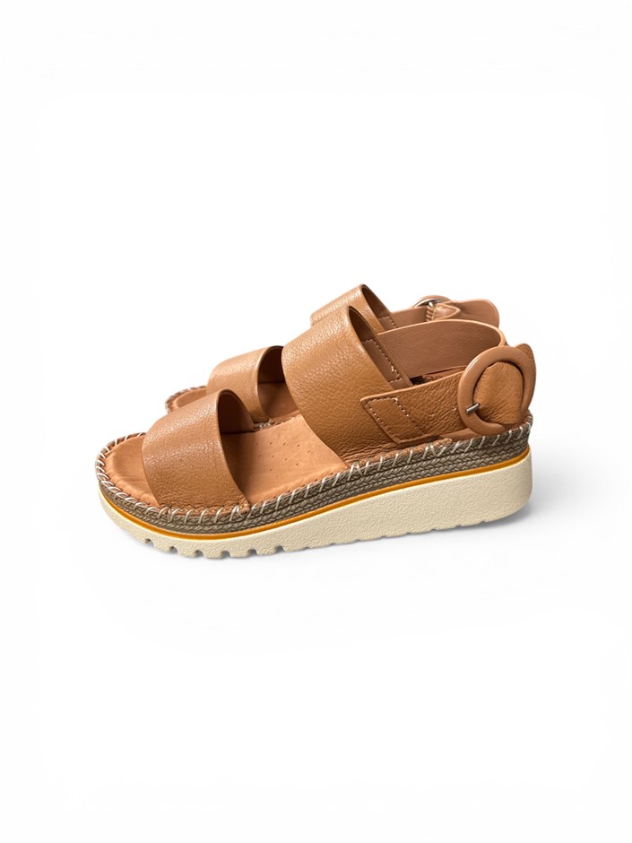 NATURAL COMFORT Women's Akari Sandal, EU37, Tan, G02003. Buyers Note - Dis