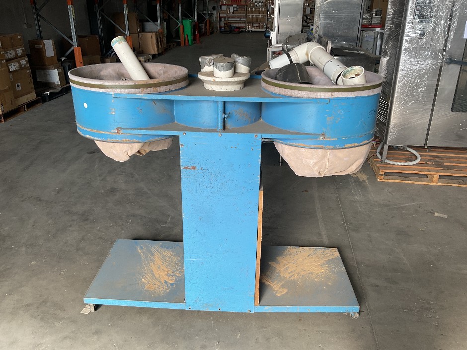 Dust Extractor Industrial Type Mobile Twin Bag Collector
