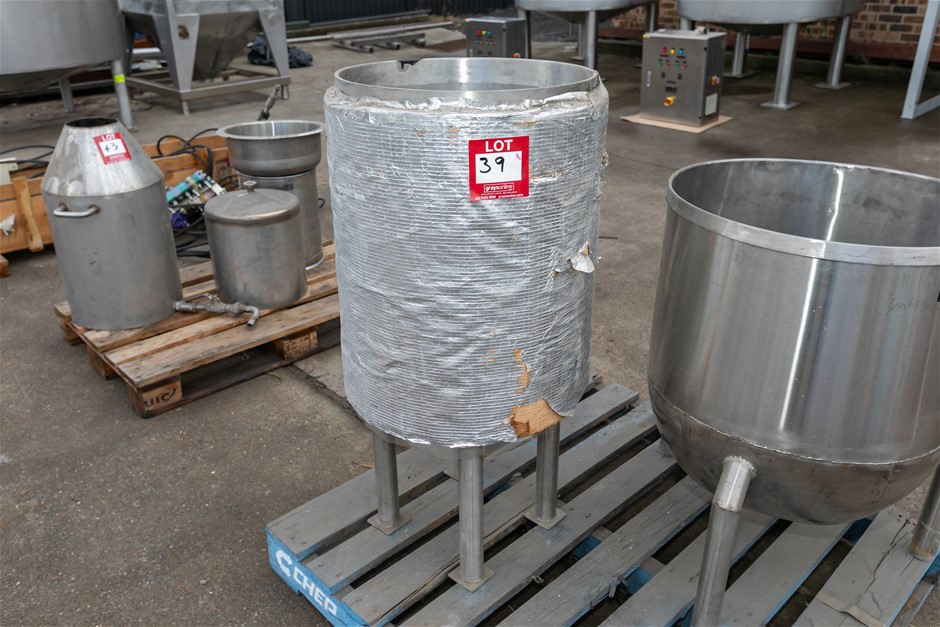 S.T.M Free Standing Open Top Holding Tank