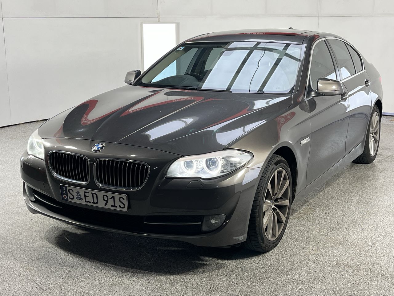 2010 BMW 5 Series 528i F10