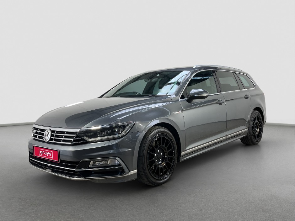 2016 Volkswagen Passat R-Line Petrol