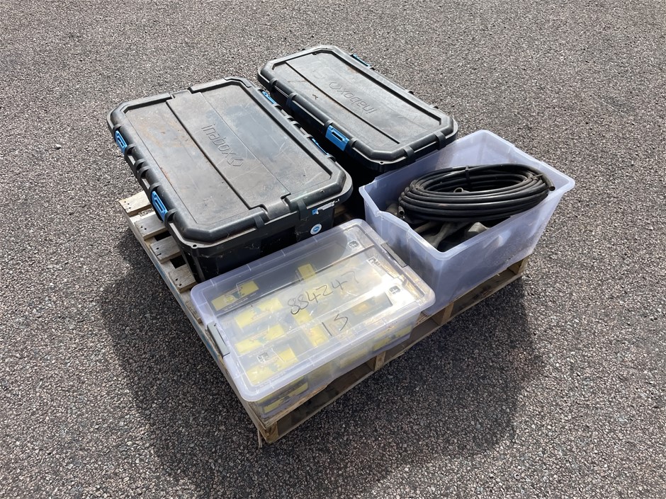 <p>Mixed Lot of Inner Tubes</p>
