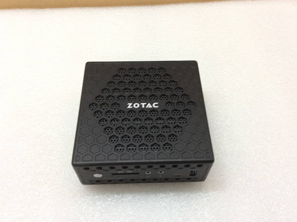 ZOTAC ZBOX-CI327NANO-GS-01 Mini PC Celeron N3450 8GBRAM/120GB
