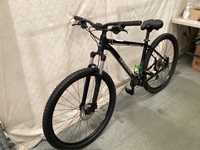 Black Cannondale Mountain Bike