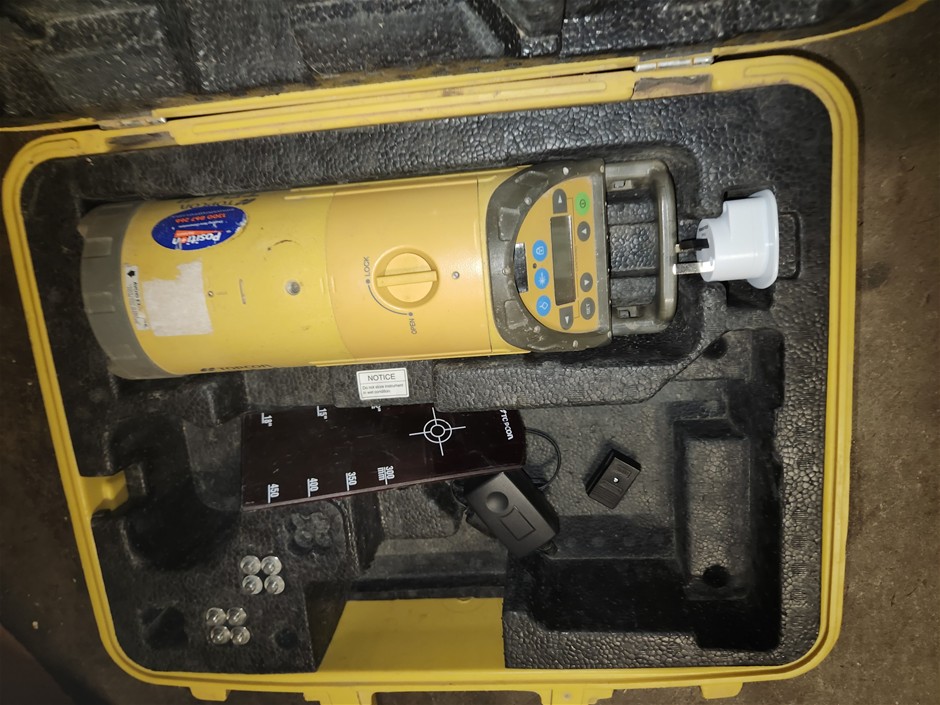 Topcon TPL-4 RED LASER Pipe Laser