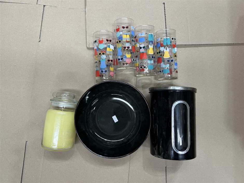 4 x ASSORTED KITCHEN PRODUCTS, Contains; Glass Cups, Candle, Bowl, Containe