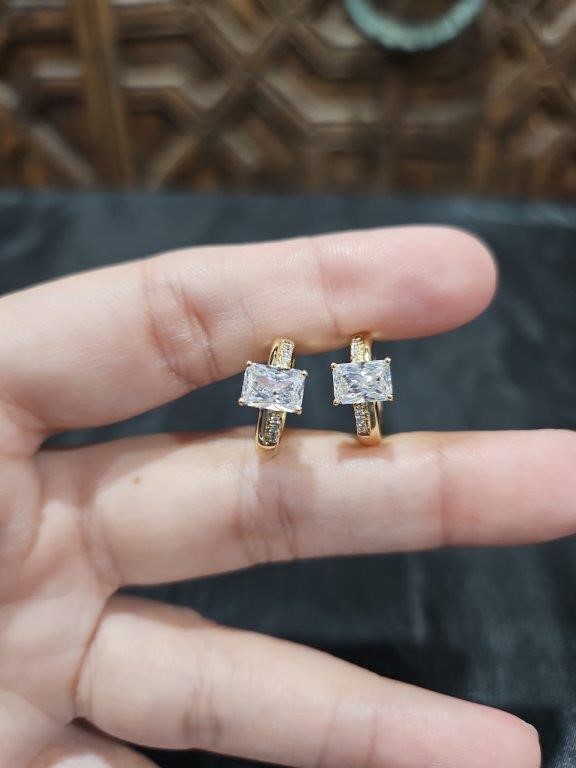 18K/Italy Gold Filled Earring -(18K/Italy)-Warranty Quality-Bonus Gift