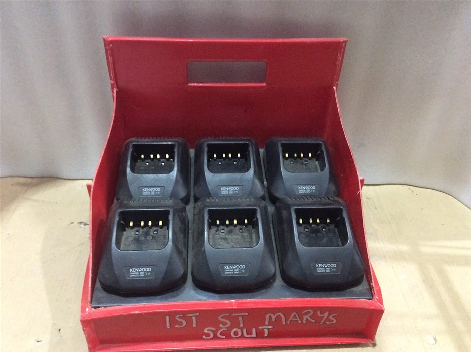 Kenwood Multi-Charger Dock Station (Lot of 6)