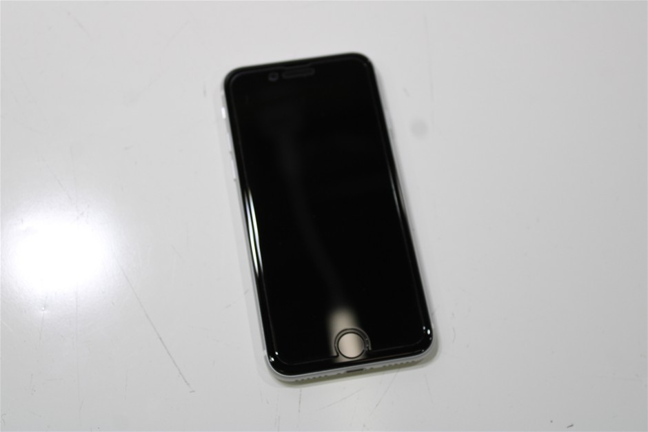 APPLE IPHONE SE A2296