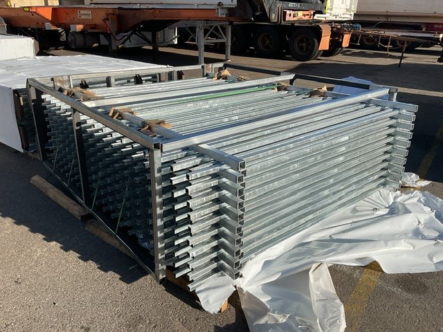 Fencing Pallet Of Approx 16 Fences