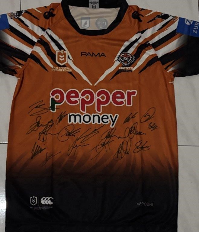 WEST TIGERS 2026 SQUAD SIGNED JERSEY