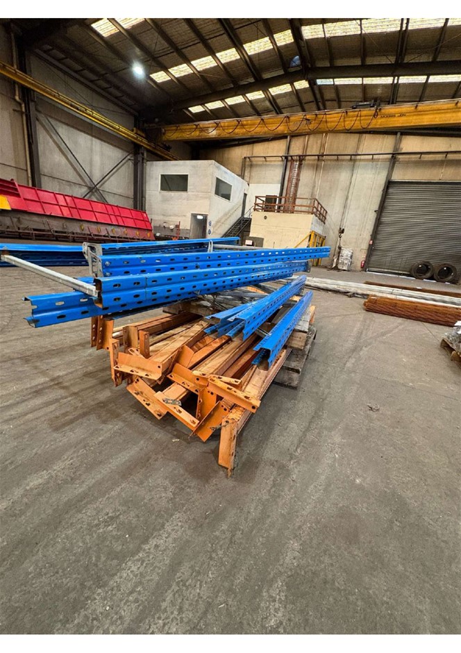Assorted Pallets Rack