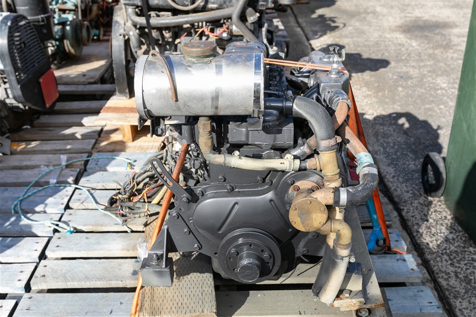 <B>PERKINS 4108 4 Cylinder Diesel Engine</B>
