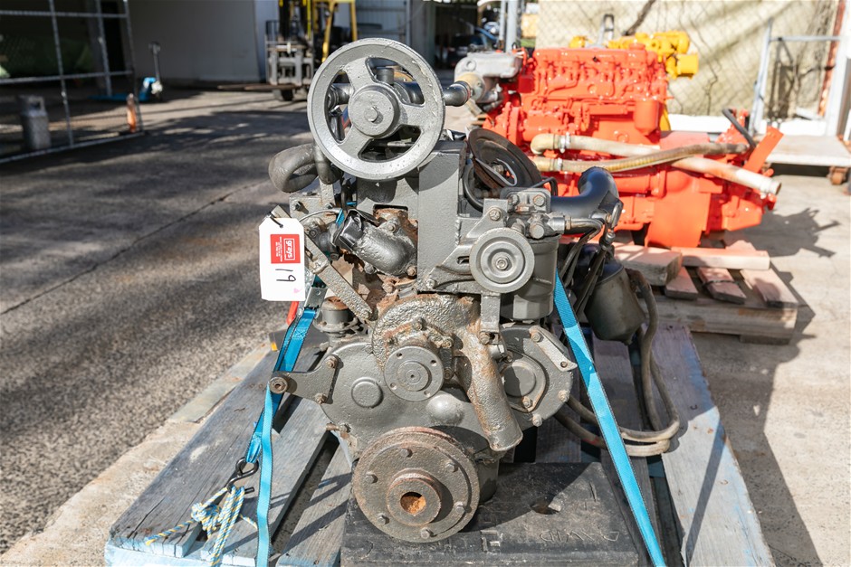 Perkins/Mazda 4-236 4 Cylinder Marine Motor