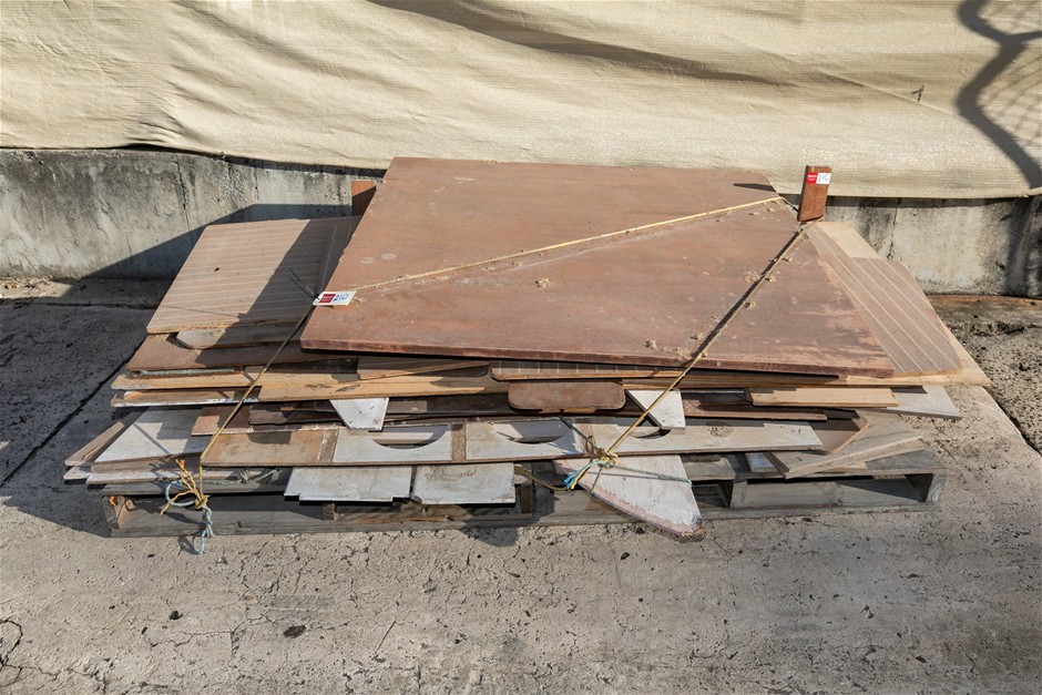 <B>Marine & Building Ply Wood Off Cut</B>