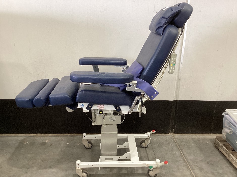 <p>Gardhen Bilance Stephen H Flat Multitherapy Chair????????????????</p>