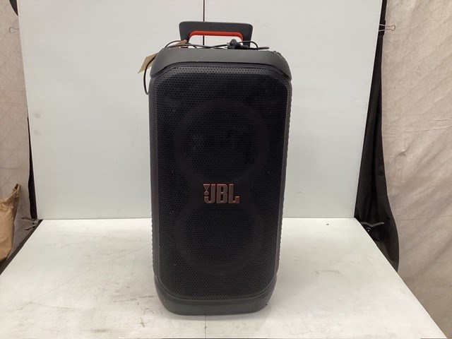<p>JBL Party Speaker </p>