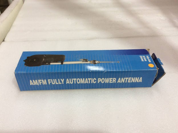 Universal AM/FM Fully Automatic Power Antenna - New