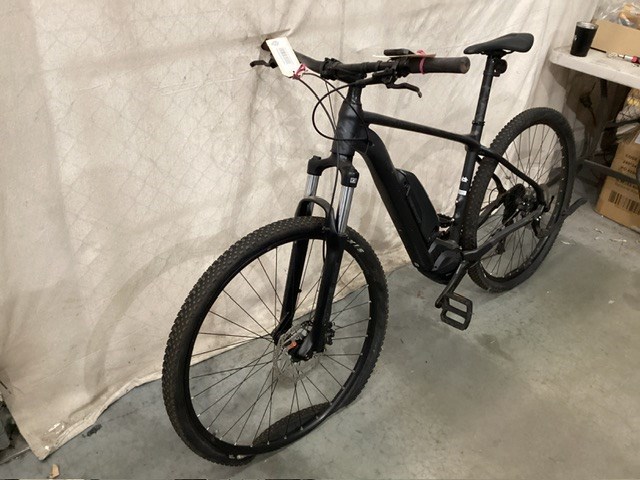 <p>Merida Peddle Assisted Mountain Bike </p>