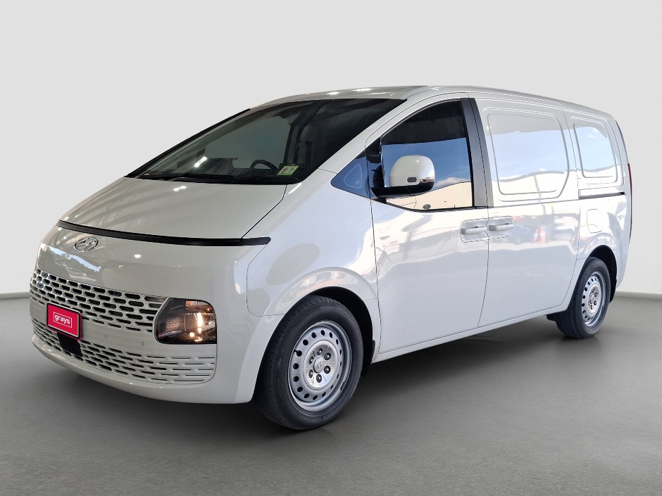 2022 Hyundai STARIA LOAD  Diesel