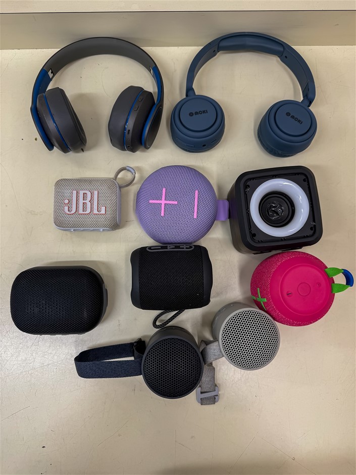 8 x Assorted Bluetooth Portable Speakers Assorted & 2 x Moki Headphones