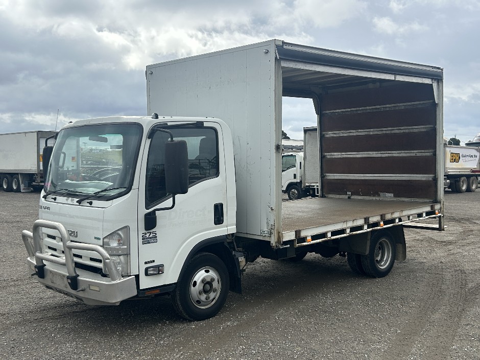 2014 Isuzu NPR 275 Medium Sitec Series III 155 4x2 Curtainsider