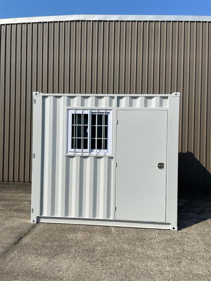 8FT Storage Container