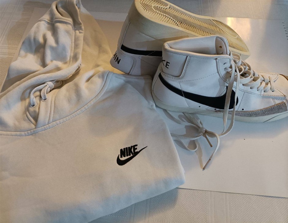 Nike High Cut rubber shoes 27cm and Hoody M Minor Use. Used
