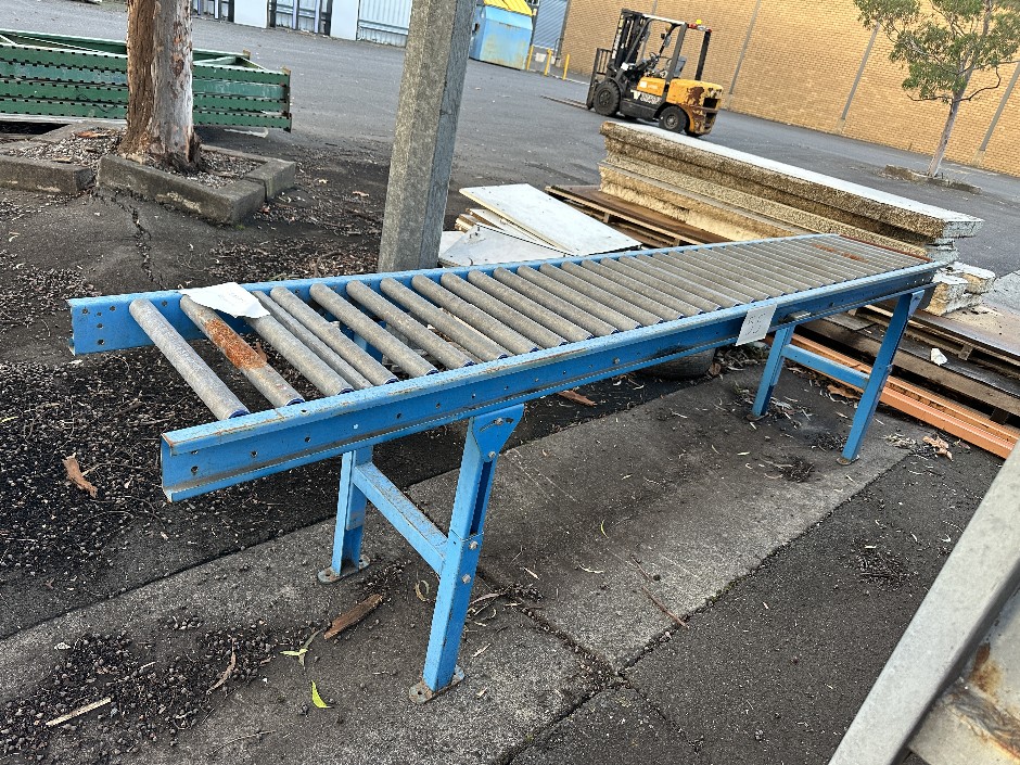 <p>Conveyer Equipment</p>