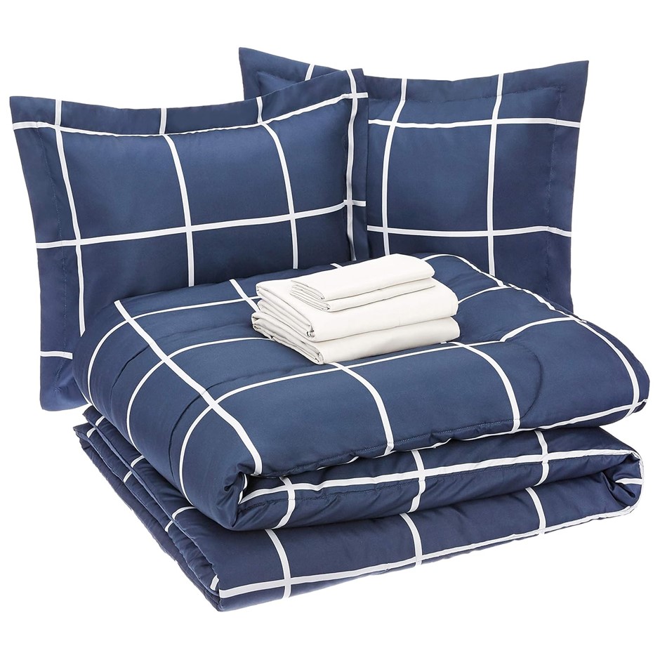 AMAZON BASICS 7-Piece Lightweight Microfiber Bed-in-a-Bag Comforter Bedding