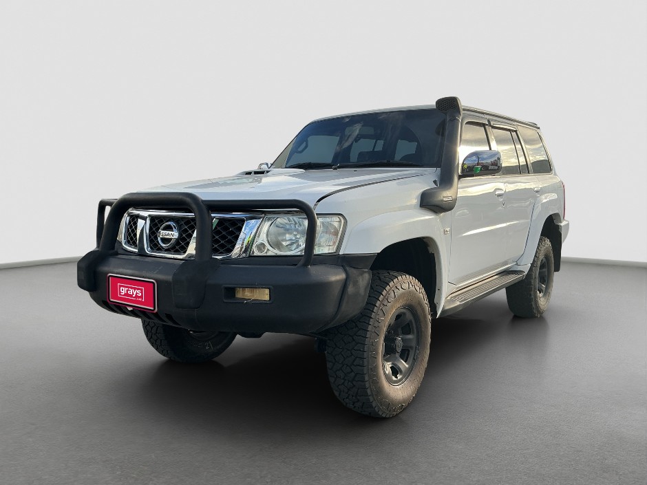2005 Nissan Patrol ST Diesel