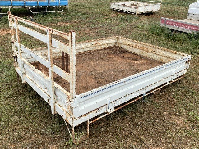 <p>Ute Tray</p>