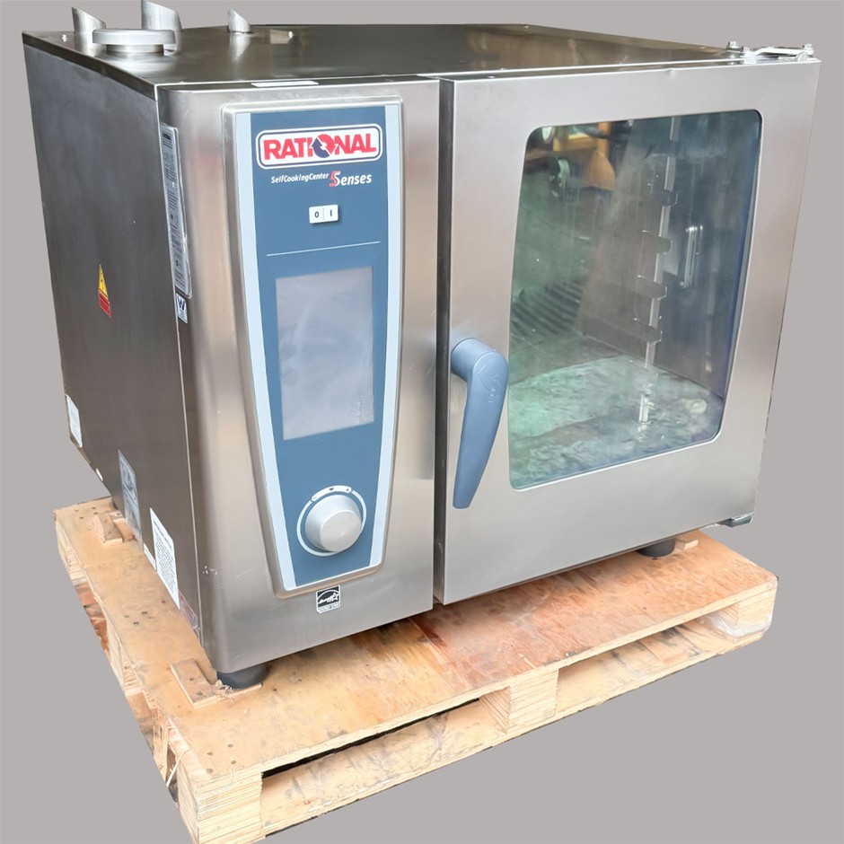 Rational 6 Tray Gas Combi Oven Self Cooking Centre 