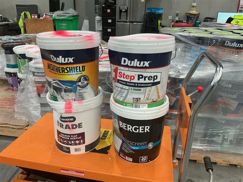 4 x Assorted 15Lt Tubs of Paint