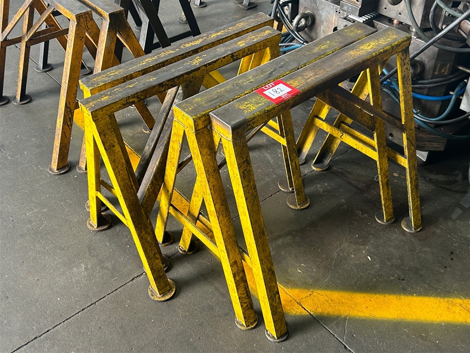 4x Steel Trestles