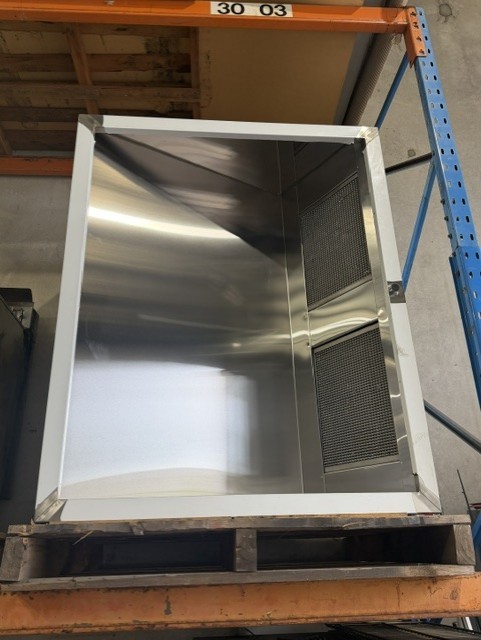 <p>New Canopy x Stock</p>