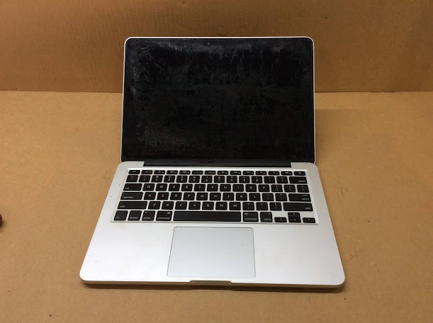APPLE MACBOOK AIR (A1466) (EMC 2632) Laptop I7-4558U 8GBRAM/256GB