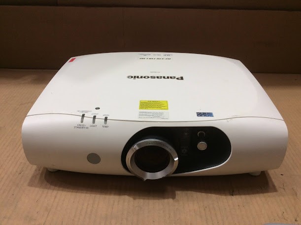 Panasonic PT-RZ370 DLP Projector