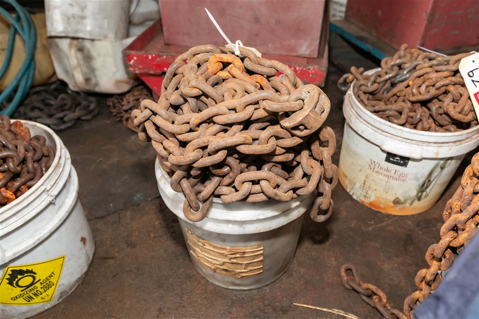 Load Chain in poly Bucket