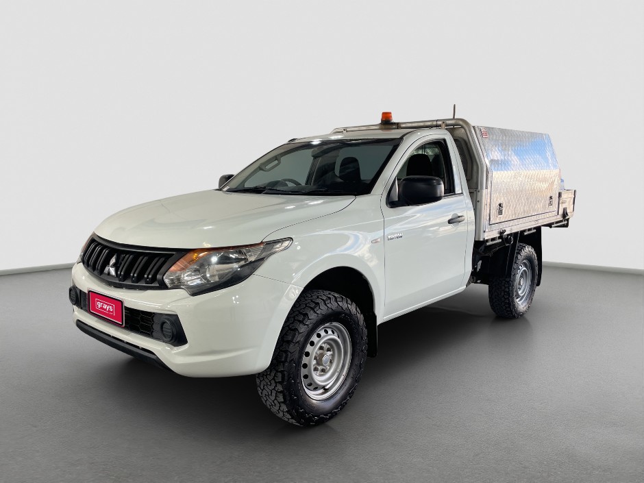 2017 Mitsubishi Triton GLX Diesel