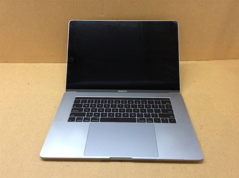 APPLE MACBOOK PRO (A1707)(EMC3072) Laptop I7-6700HQ 16GBRAM 256GB Grey