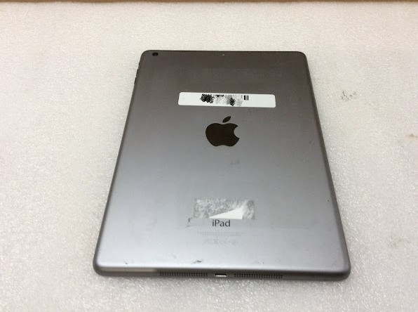 APPLE IPAD AIR 1ST GEN A1474 A7 Tablet 16GB