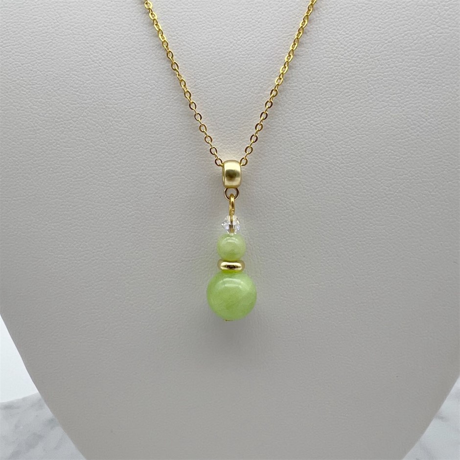 Floral Jade & Swarovski® AU strian Crystal Gold Plated Pendant Necklace