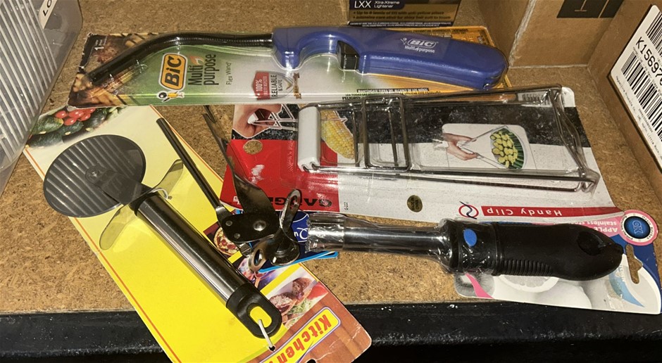 6x Assorted Kitchen Items