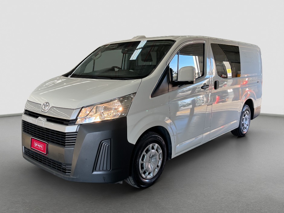2022 Toyota Hiace Diesel (Auto) (Ex Lease)