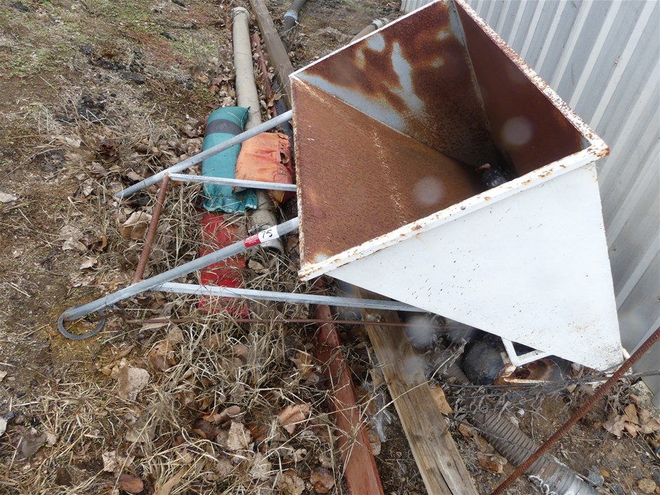 <B>Yard Cart</B>