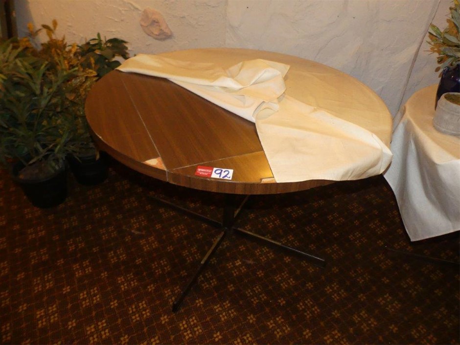 Café Table (Round)