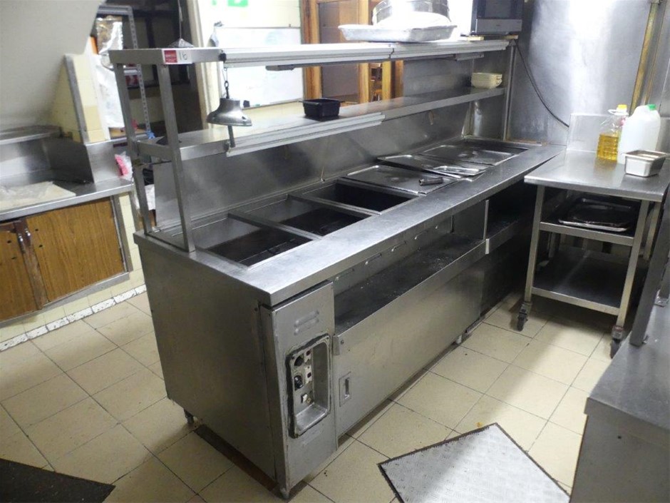 <B>Bain-Marie Servery Counter</B>